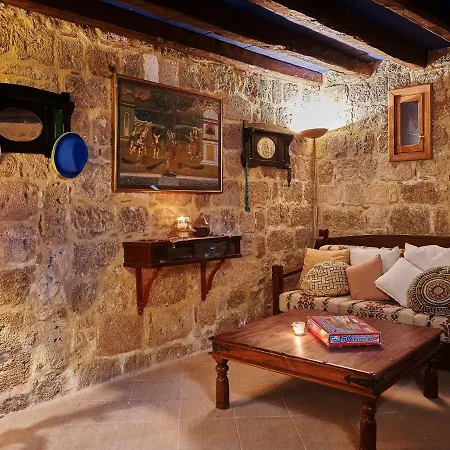 Chevalier's Hébergement de vacances Rhodes City